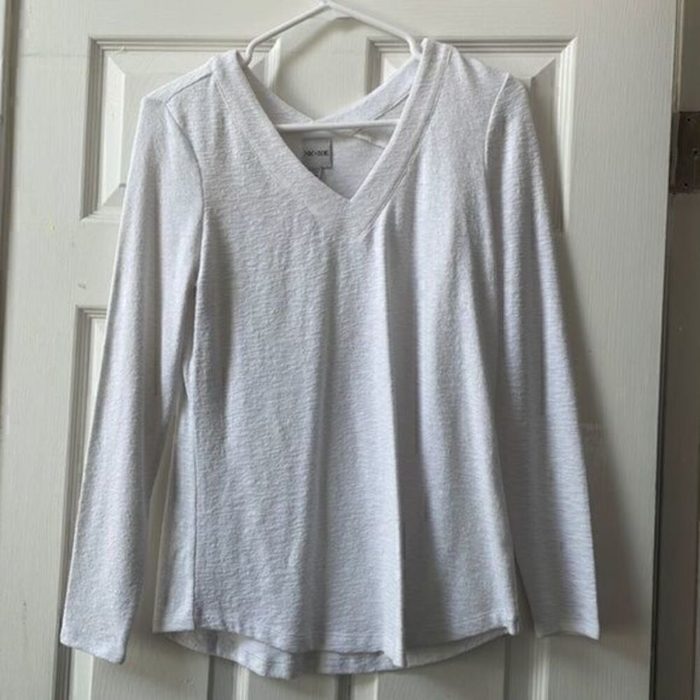Nic & Zoe white top